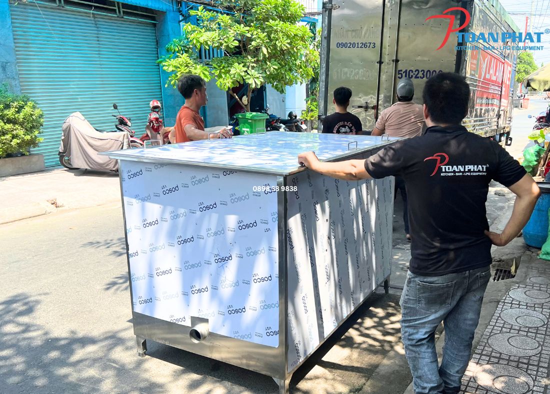 BỂ TÁCH MỠ INOX TOÀN PHÁT 11 Bể tách mở tổng thể do xưởng Toàn Phát sản xuất