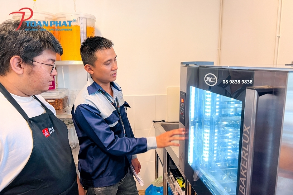 LÒ NƯỚNG ĐỐI LƯU UNOX BAKERLUX SHOP.PRO TOUCH 4 KHAY 4 Lưu ý khi sử dụng lò hấp nướng đa năng Unox