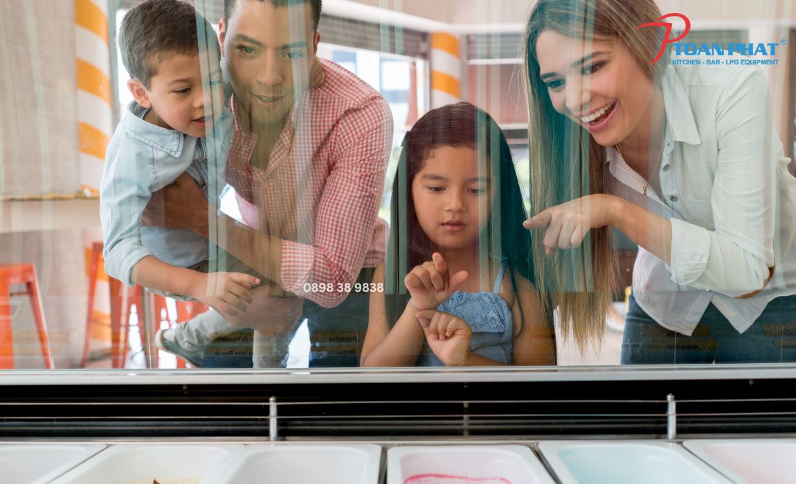 TỦ ĐÔNG TRƯNG BÀY KEM CÁNH KÍNH OKINAGA 3 Tu trung bay kem 74