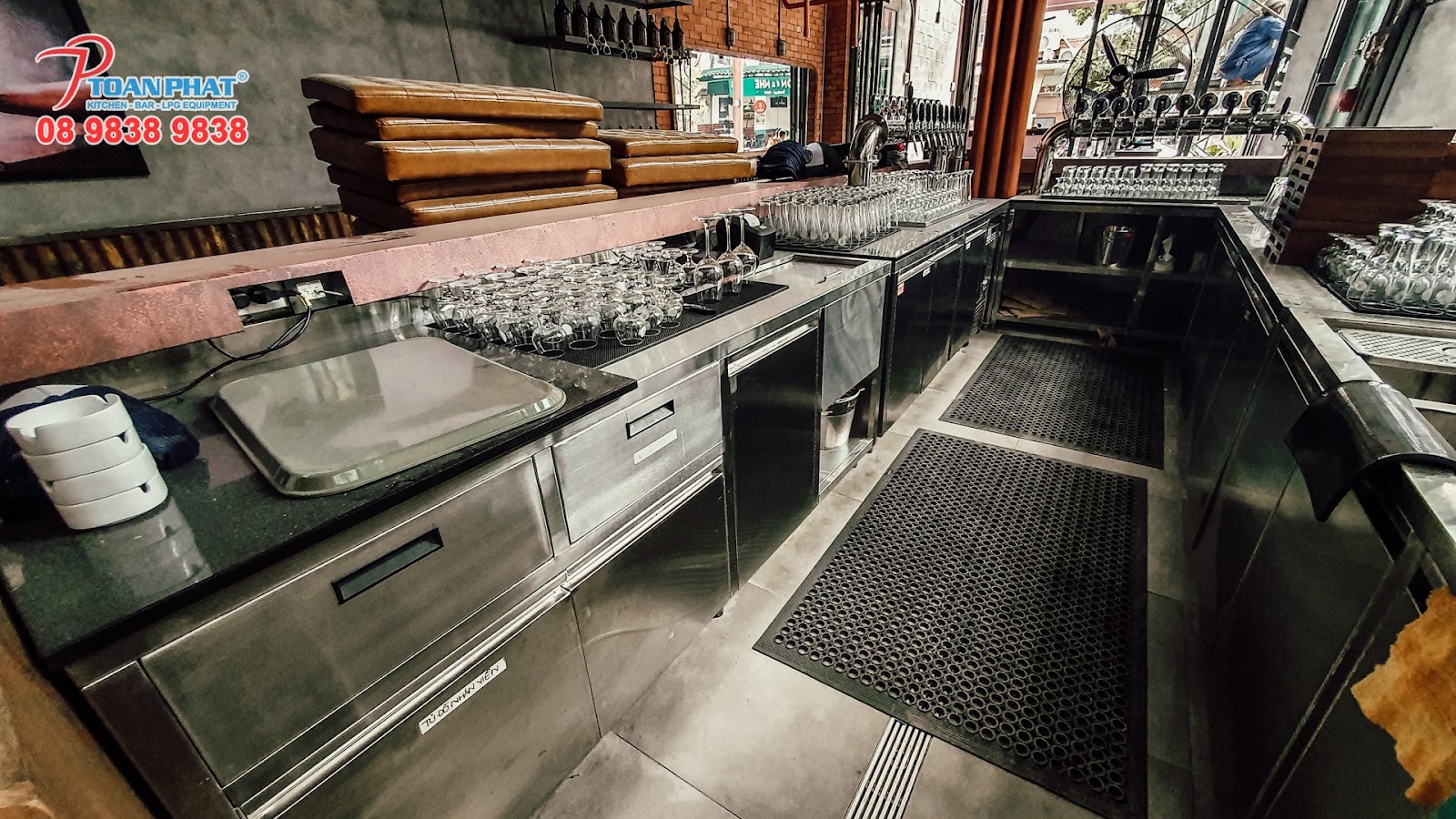 b4fb5bb4c8ba67e43eab-1 b4fb5bb4c8ba67e43eab 1