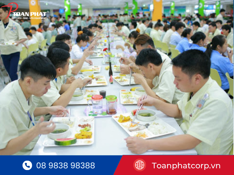 LÒ HẤP NƯỚNG ĐA NĂNG 10 KHAY UNOX PLUS 8 lò hấp nướng đa năng 10 khay unox plus phù hợp với bếp ăn công nghiệp, căng tin