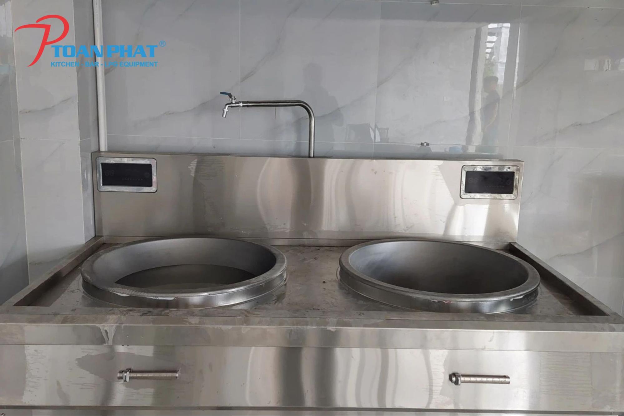 Bếp từ đôi công nghiệp 6 Bếp từ đôi liền chảo