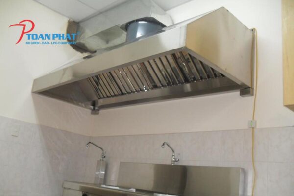 ỐNG HÚT KHÓI 4 Chức năng của ống hút khói đối với bếp ăn công nghiệp