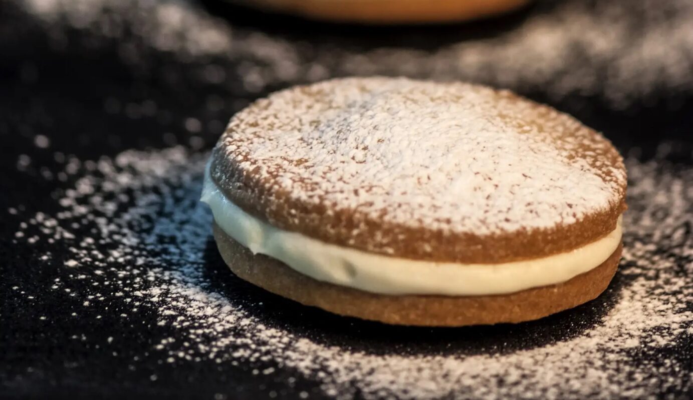 lo nuong doi luu 1 1383x800 1