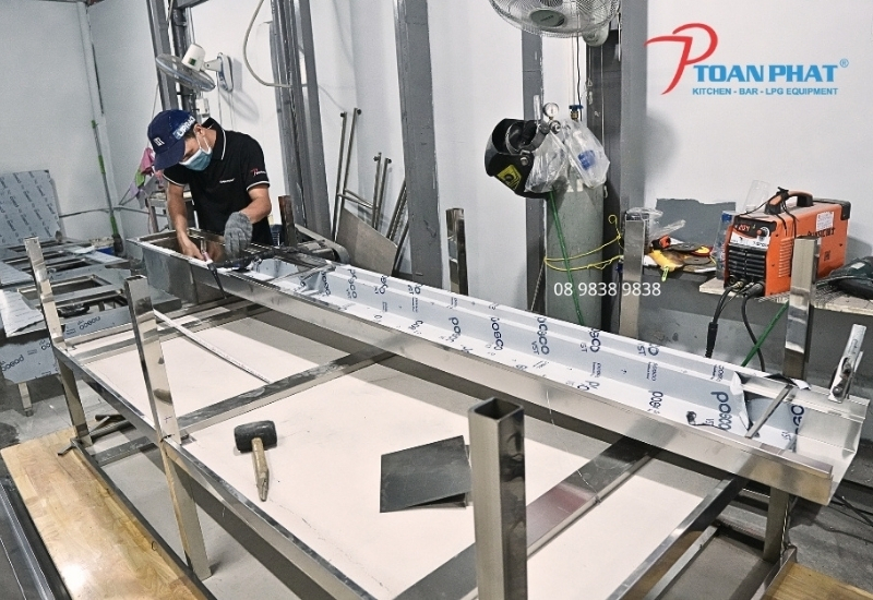 MƯƠNG THOÁT SÀN 7 Toàn Phát sản xuất mương thoát sàn trực tiếp tại xưởng giúp chủ động chất lượng và tiến độ