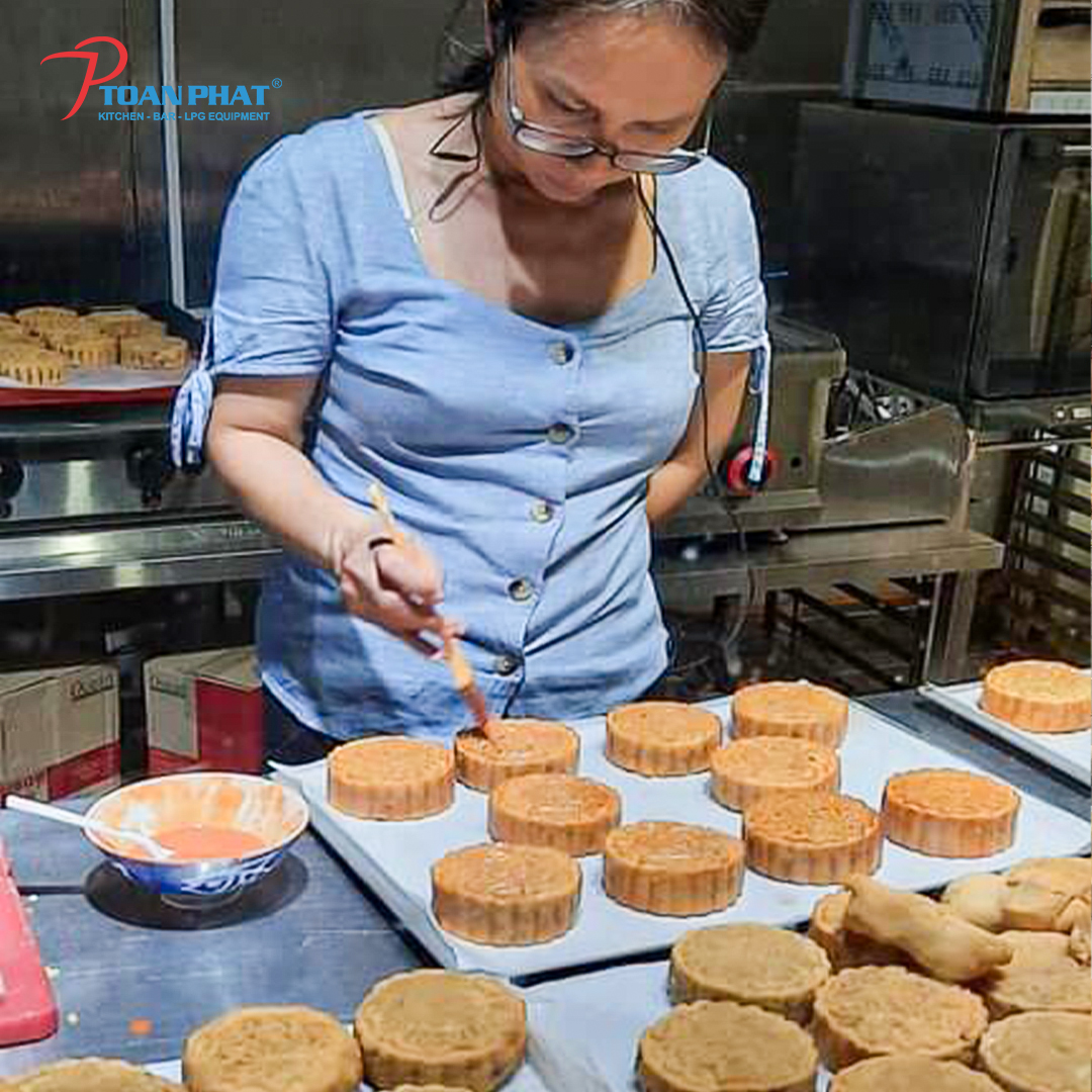 12 thuc20te20nuong20banh20trung20thu203