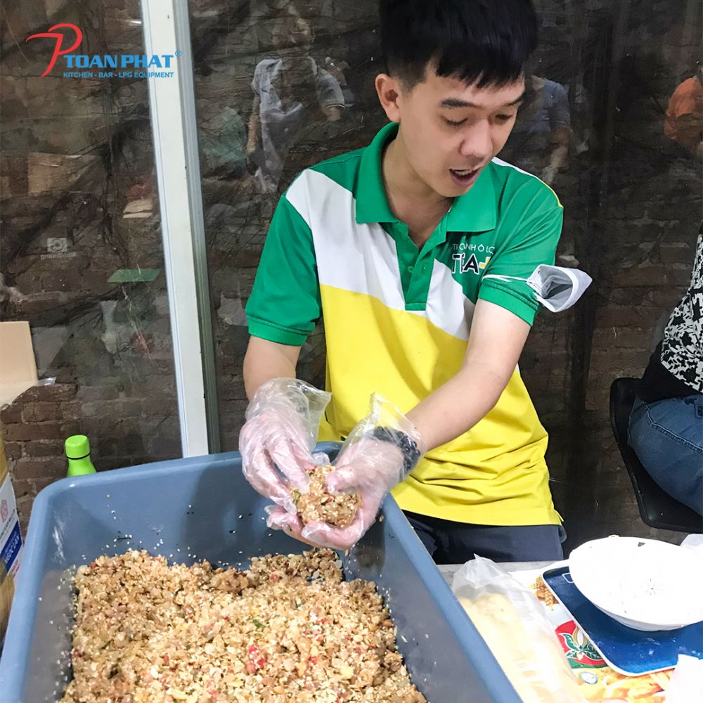 2 thuc20te20nuong20banh20trung20thu206