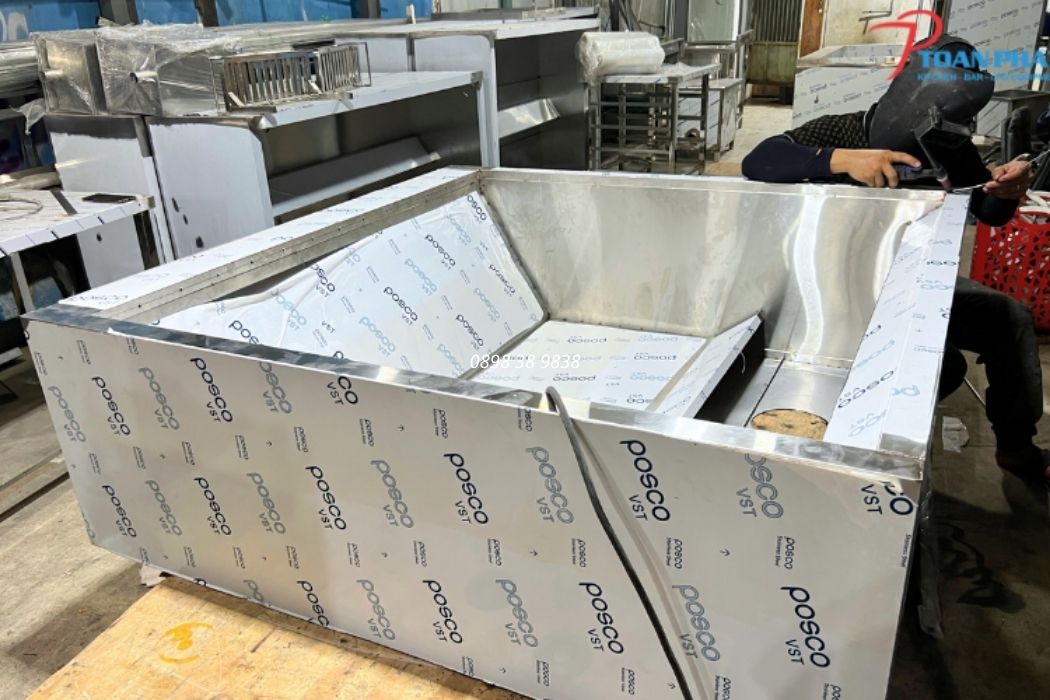 TOÀN PHÁT - THI CÔNG HỆ THỐNG HÚT KHÓI CÔNG NGHIỆP 9 Inox 304 posco loại 1 chất lượng bền bỉ