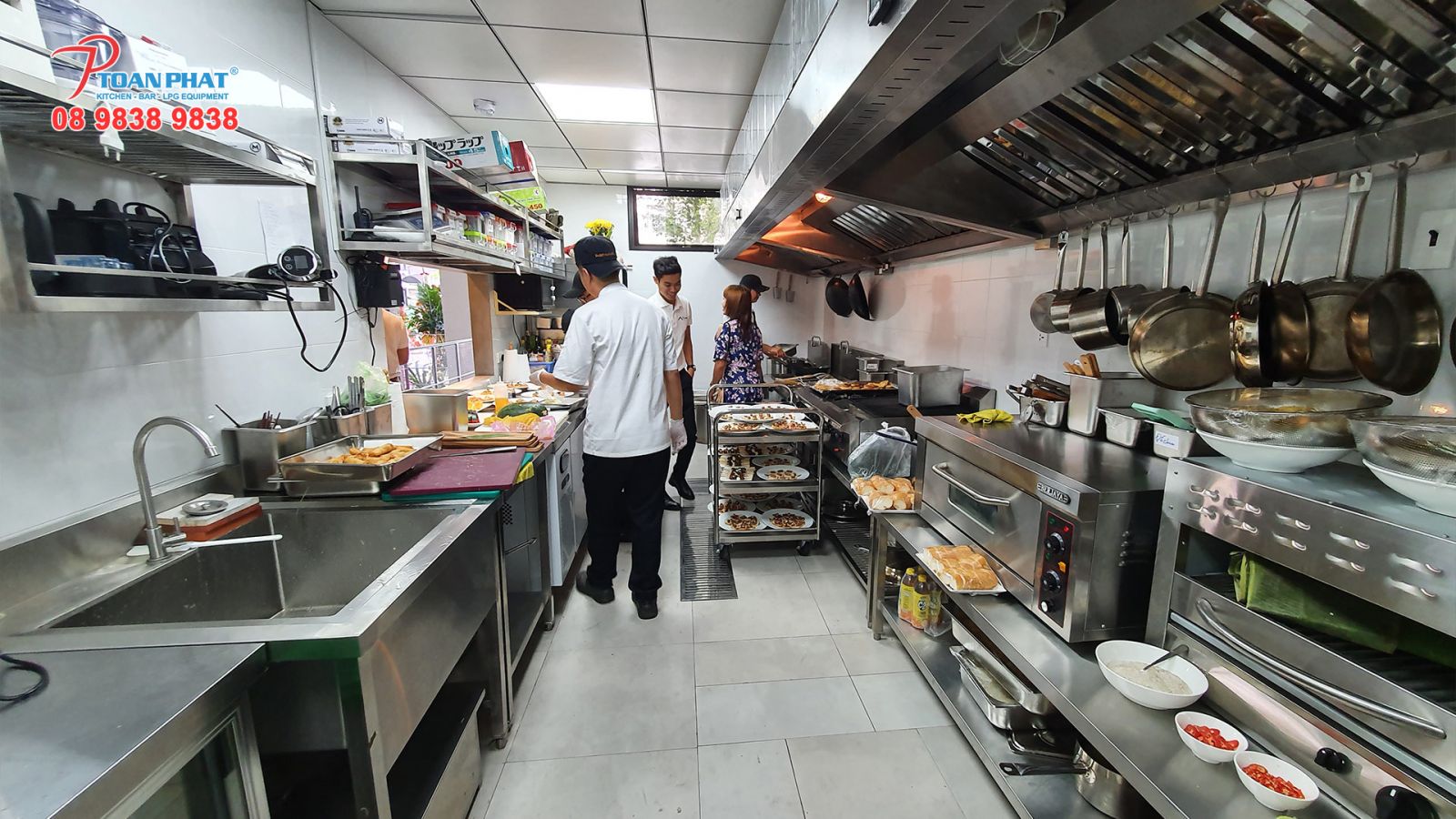 GIÁ SẢN PHẨM CÓ PHẢI LÀ TIÊU CHÍ HÀNG ĐẦU KHI MUA BẾP CÔNG NGHIỆP? 1 Tiêu chí hàng đầu khi chọn thiết bị cho nhà hàng
