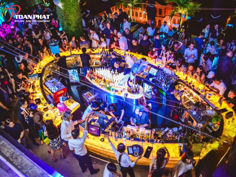 DỰ ÁN THI CÔNG QUÁN BAR GLOW SKYBAR - BAR ĐẲNG CẤP NHẤT SÀI THÀNH 2 Glow Skybar là quán bar - sky bar đẳng cấp bậc nhất Sài Gòn