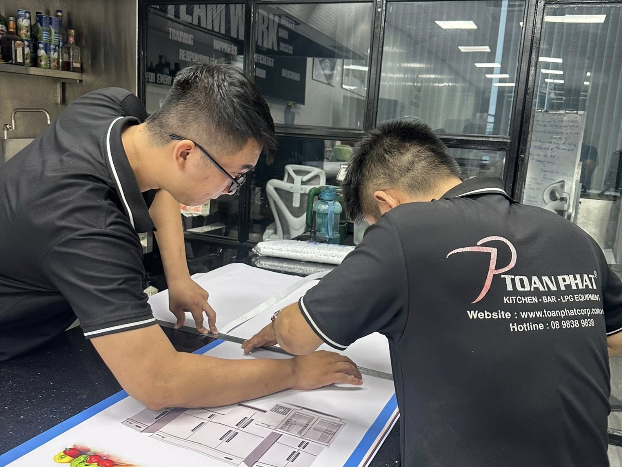 TOÀN PHÁT - THIẾT KẾ BẾP NHÀ HÀNG 13 Toàn Phát đề xuất vị trí và diện tích bếp cho phù hợp