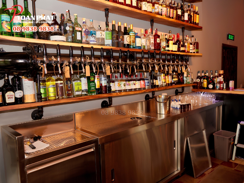 Thiết kế và thi công quầy bar cho Quán Bar