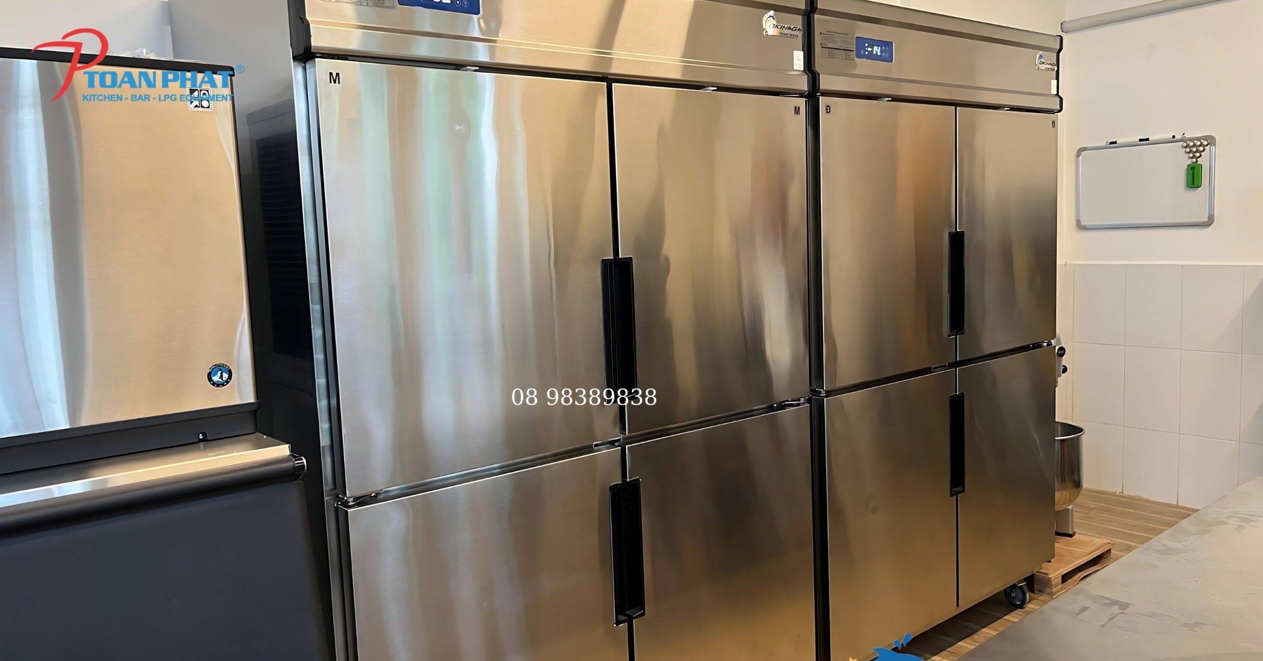 Tủ mát 4 cánh công nghiệp
