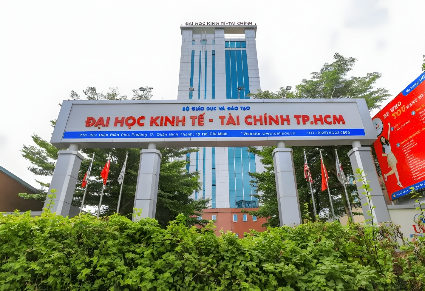 DỰ ÁN THI CÔNG BẾP THỰC HÀNH TRƯỜNG ĐẠI HỌC UEF 1 Toàn Phát thi công dự án bếp bánh thực hành tại Trường Đại học Kinh tế Tài chính TP.HCM (UEF)