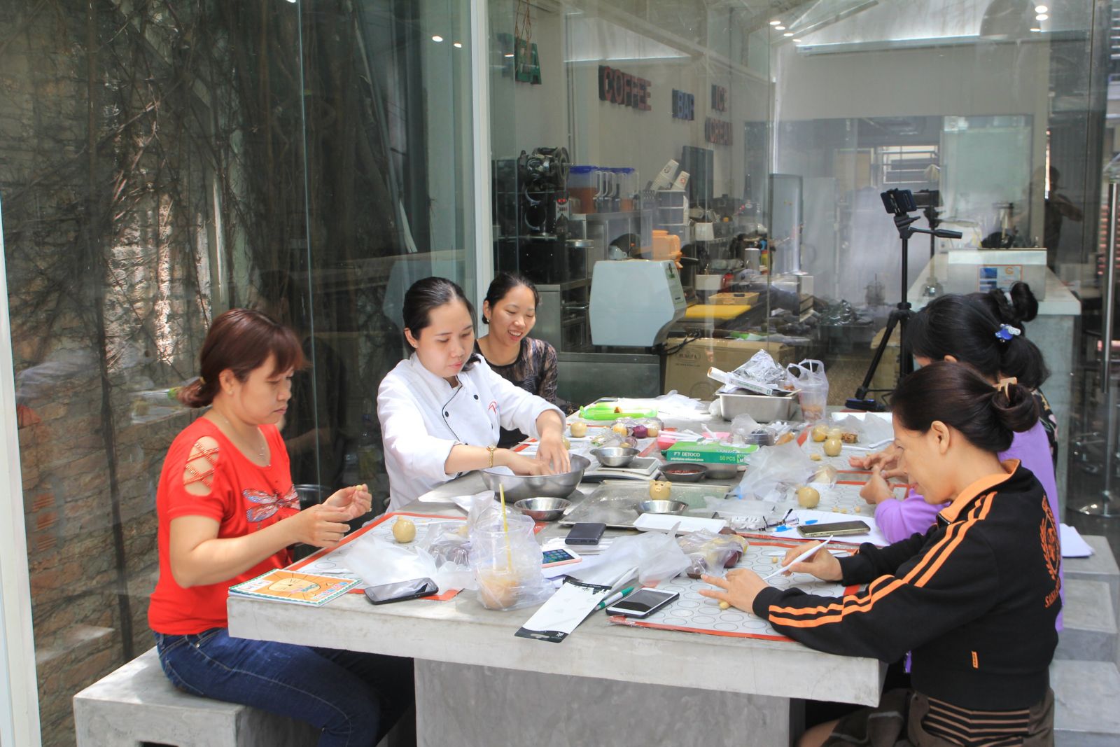 day lam banh trung thu 12 con giap