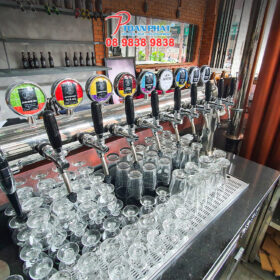 THIẾT KẾ QUẦY BAR CHUYÊN NGHIỆP CẦN NHỮNG THIẾT BỊ GÌ? 6 draft beer 1