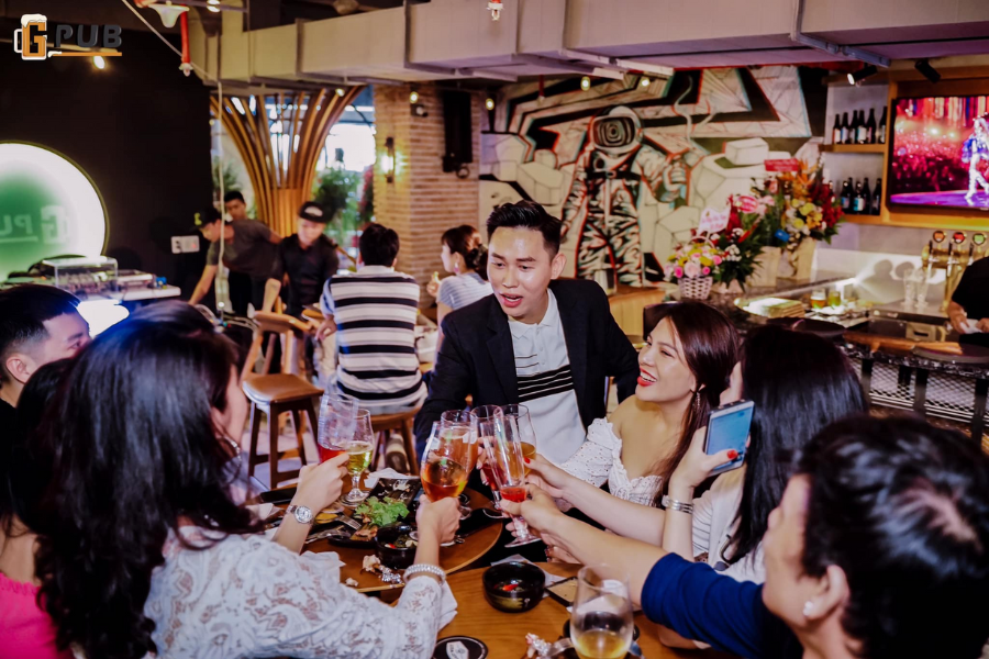 Dự án hệ thống quầy bar G-Pub Gateway Thảo Điền- Do Toàn Phát thi công 2 Không gian quán G-Pub với hệ thống bếp công nghiệp và thiết bị bar hiện đại