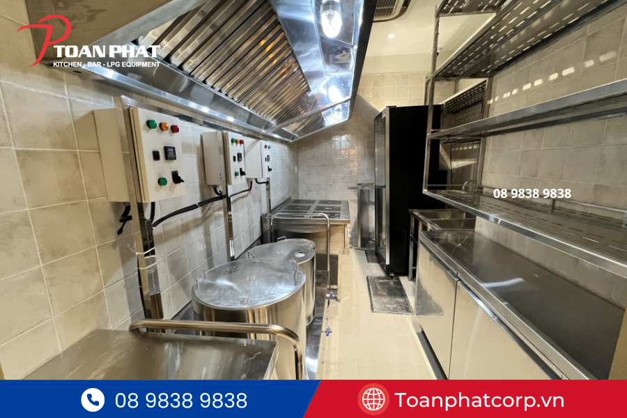 TOÀN PHÁT CUNG CẤP TỦ MÁT 2 CÁNH THÁI LAN TẠI PHỞ HIỀN 3 Toàn Phát lắp đặt tủ mát 2 cánh Thái Lan cho khu bếp chuyên nghiệp