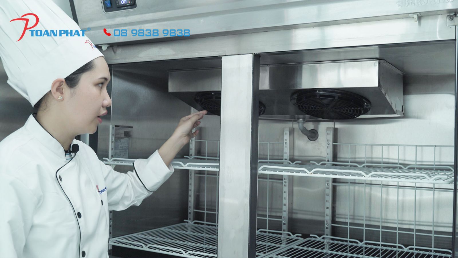 So sánh tủ mát công nghiệp và tủ mát dân dụng từ A đến Z 5 Tủ mát công nghiệp sử dụng công nghệ làm mát bằng quạt gió