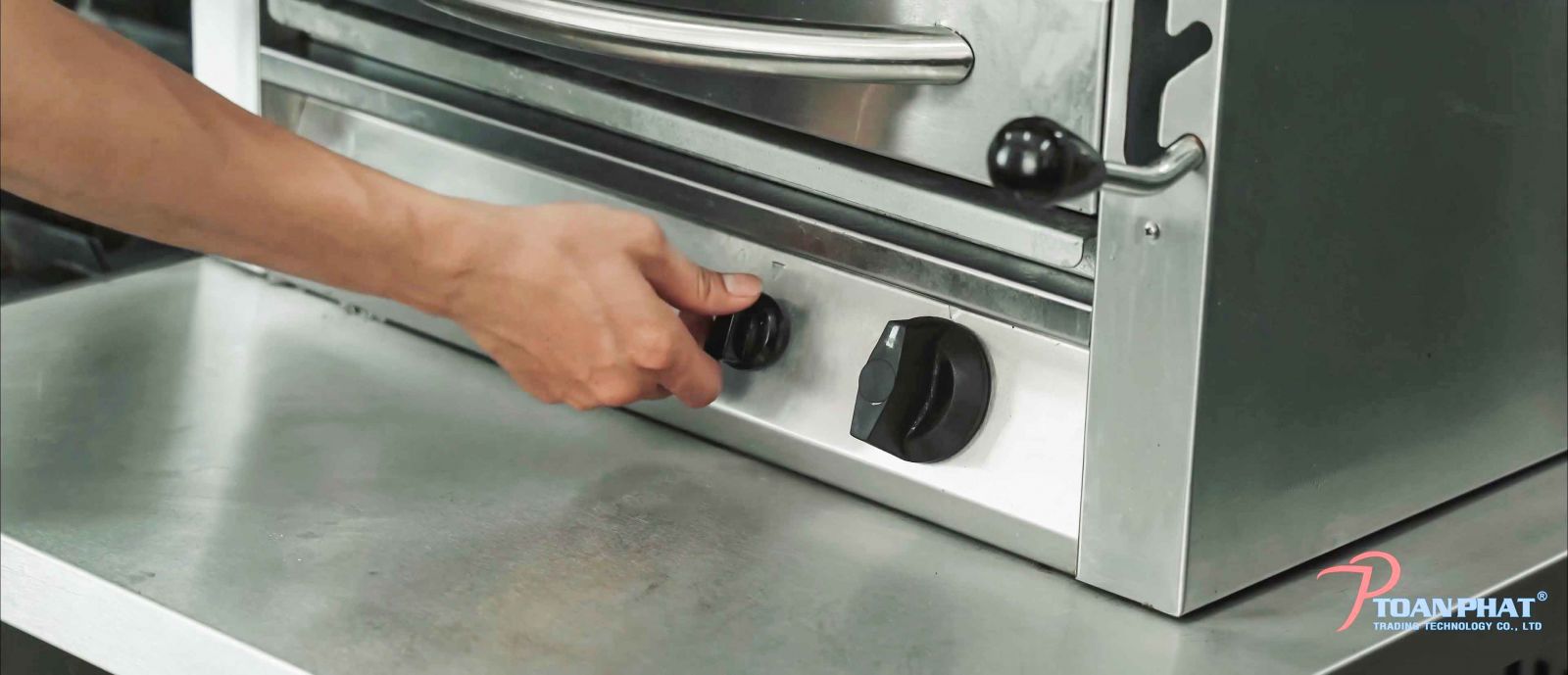 Hướng dẫn sử dụng và bảo quản lò nướng salamander