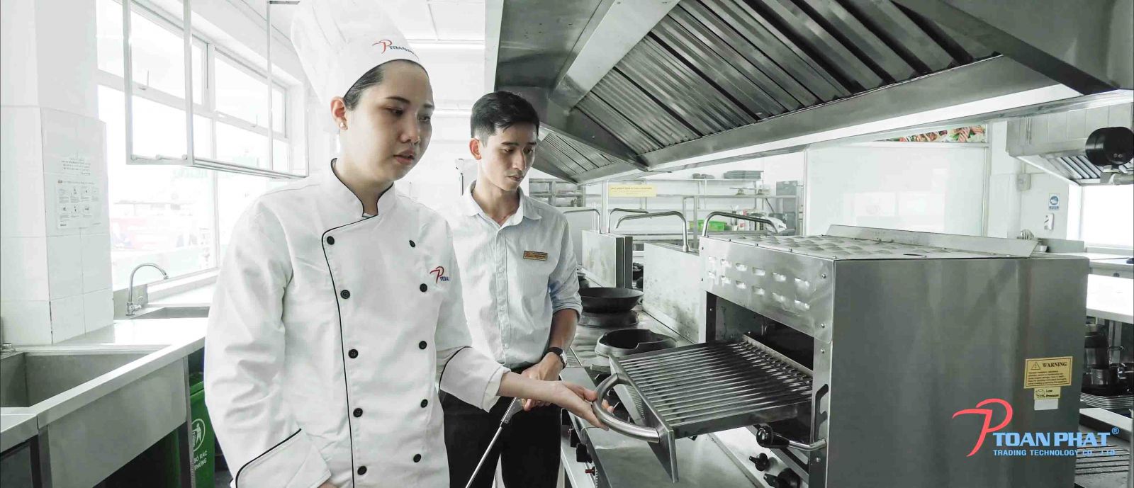 Hướng dẫn sử dụng và bảo quản lò nướng salamander