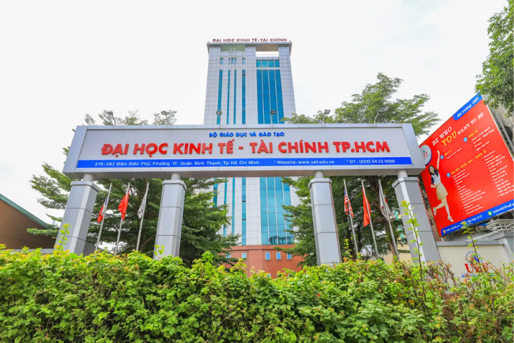 Toàn Phát thi công dự án bếp bánh thực hành tại Trường Đại học Kinh tế Tài chính TP.HCM (UEF)