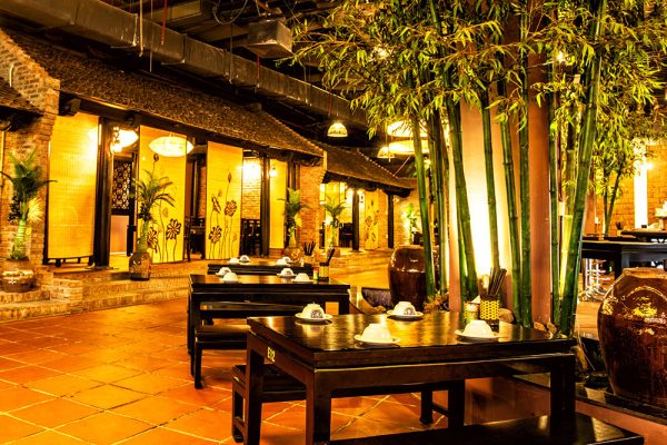 GIẢI PHÁP THIẾT KẾ HOÀN HẢO CHO NHÀ HÀNG CỦA BẠN 9 thiết kế nhà hàng phong cách đồng quê