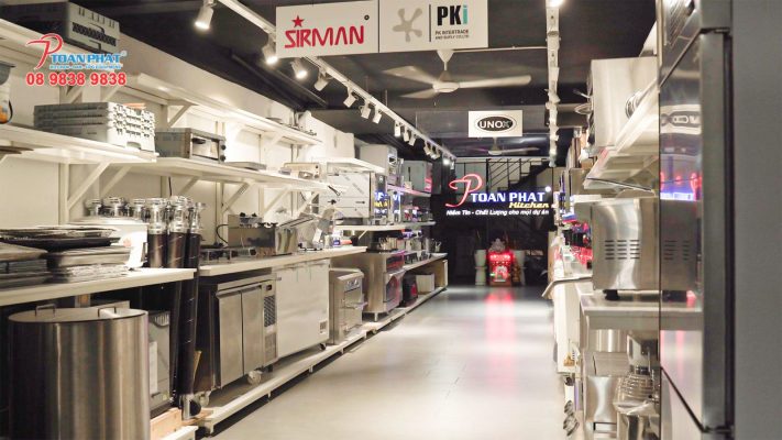 HỢP TÁC TRAINING QUỐC TẾ GIÚP TOÀN PHÁT NÂNG CAO CHẤT LƯỢNG DỊCH VỤ 1 showroom bếp công nghiệp toàn phát