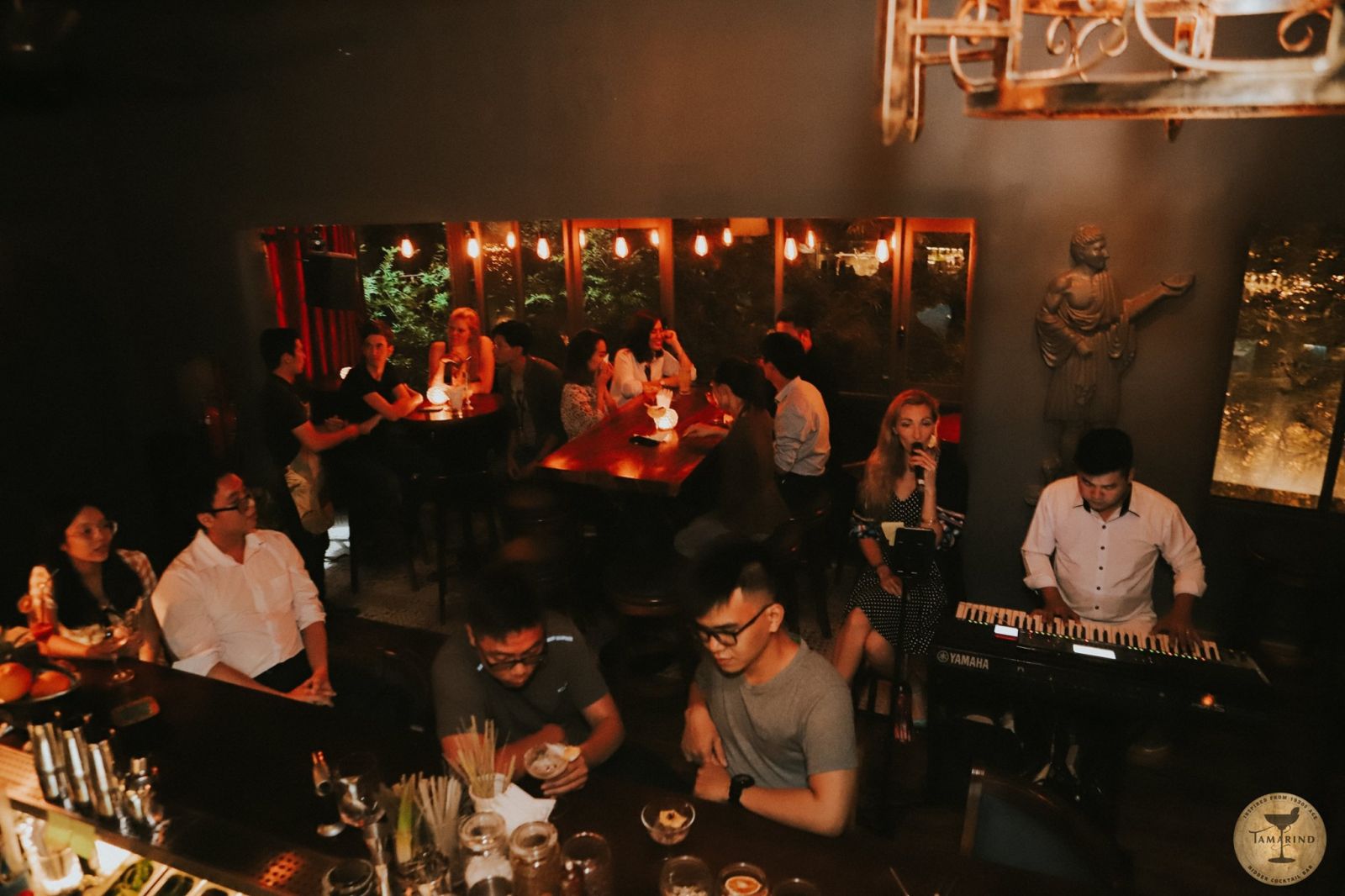 THI CÔNG VÀ THIẾT KẾ HỆ THỐNG QUẦY BAR TẠI TAMARIND BAR