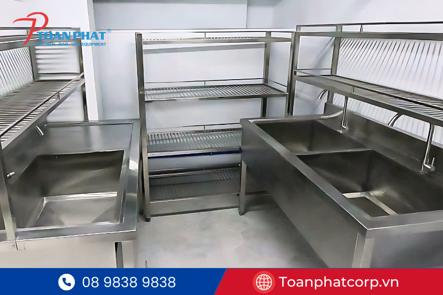 Dự án hệ thống bếp nhà hàng Phanta Stay | Giải pháp bếp công nghiệp tối ưu từ Toàn Phát 5 Thiết bị rửa và vệ sinh do Toàn Phát sản xuất