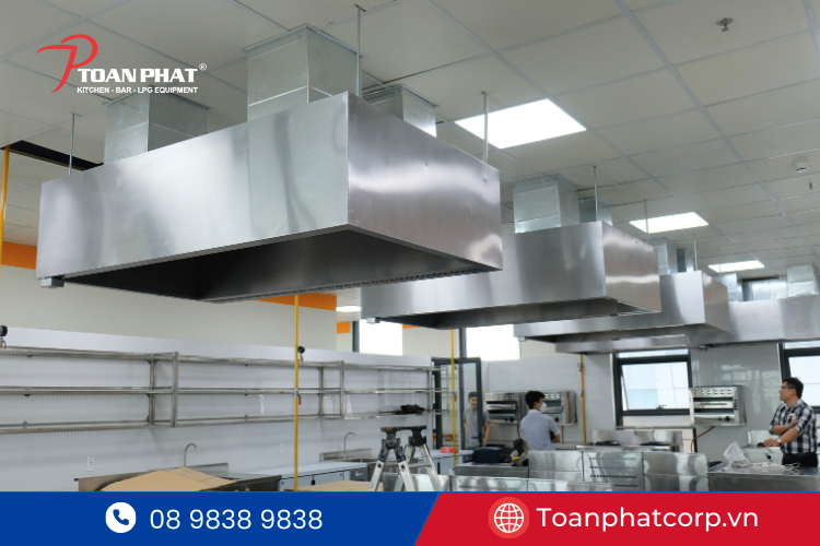 Hệ thống hút khói giúp cho không gian bếp luôn thoáng mát