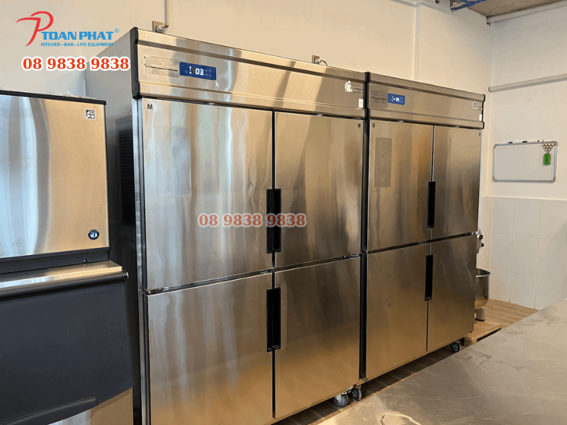 Tủ Đông Inox 4 Cánh - Giải pháp cho bếp lớn
