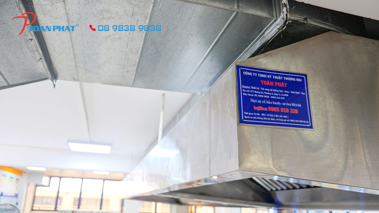 web-7 Hệ thống hút khói công nghiệp tại trường Royal School do Toàn Phát thi công