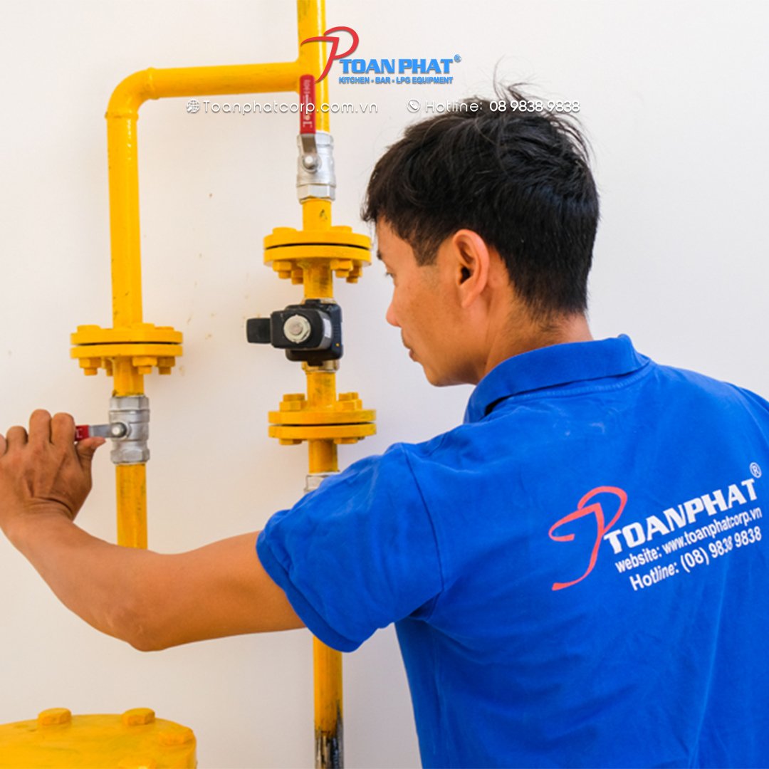 7 TIÊU CHÍ CHỌN NHÀ CUNG CẤP GAS CÔNG NGHIỆP KHÔNG THỂ BỎ QUA 6 Toàn Phát thi công hệ thống gas công nghiệp