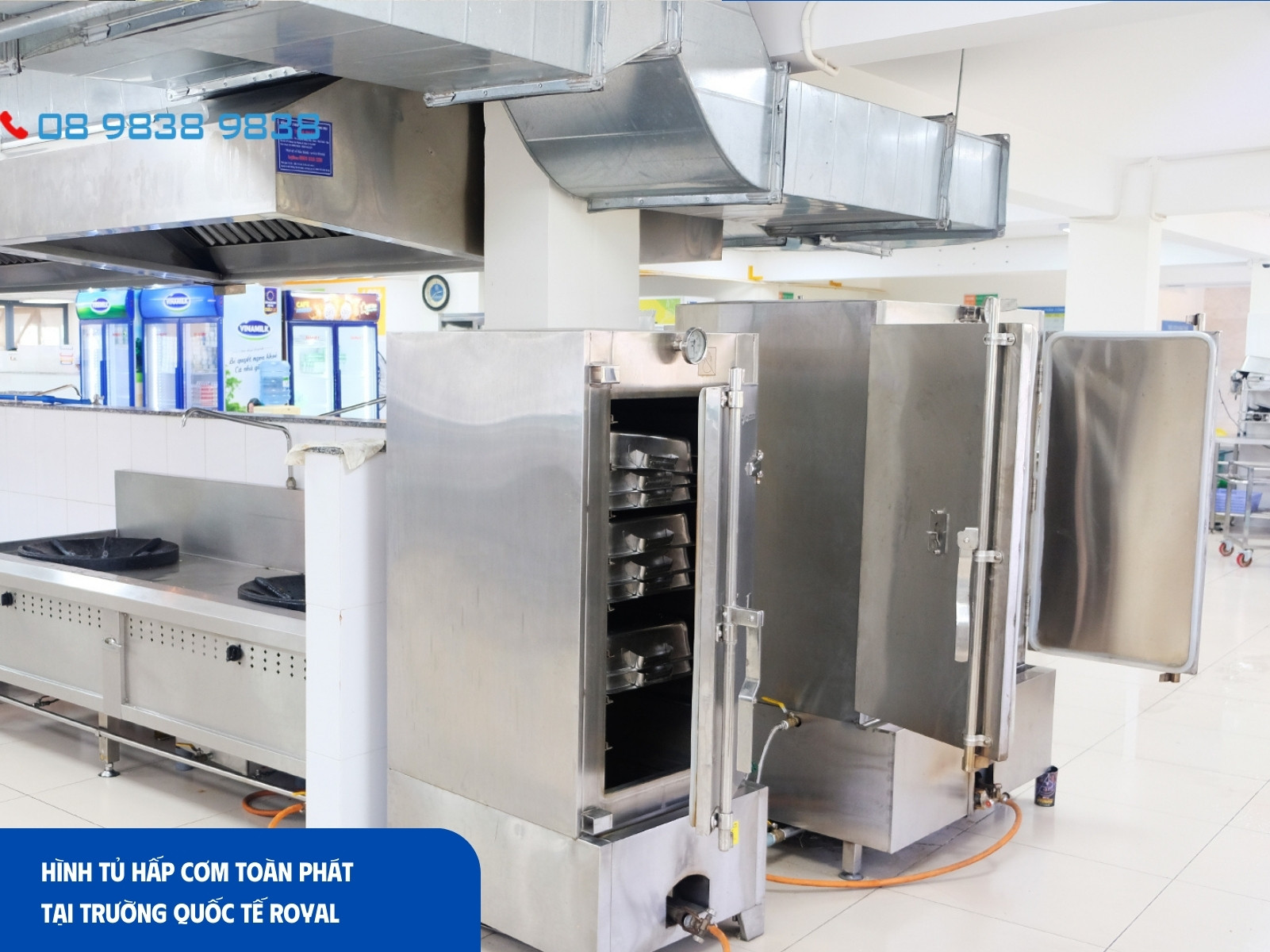 GIẢI PHÁP THI CÔNG BẾP TRƯỜNG HỌC BỆNH VIỆN 4 Tủ hấp cơm Toàn Phát trong bếp trường học