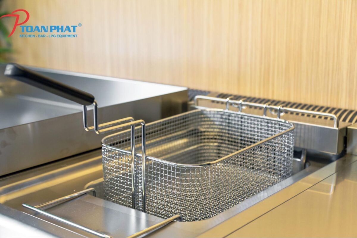 Cách sử dụng và bảo quản bếp chiên điện an toàn bền lâu