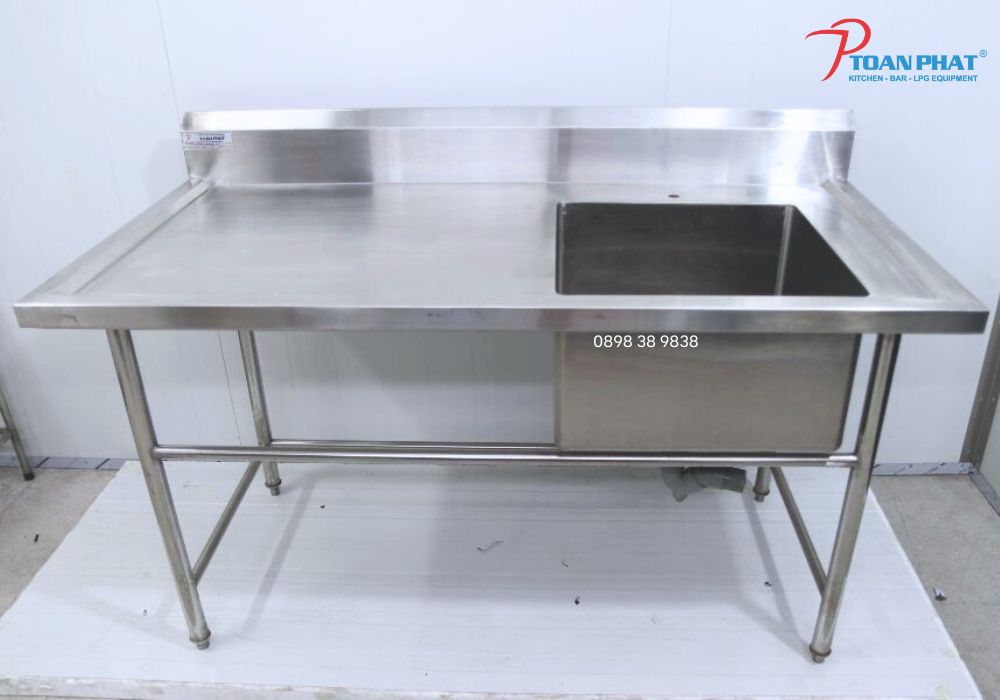 Chậu rửa công nghiệp có bàn