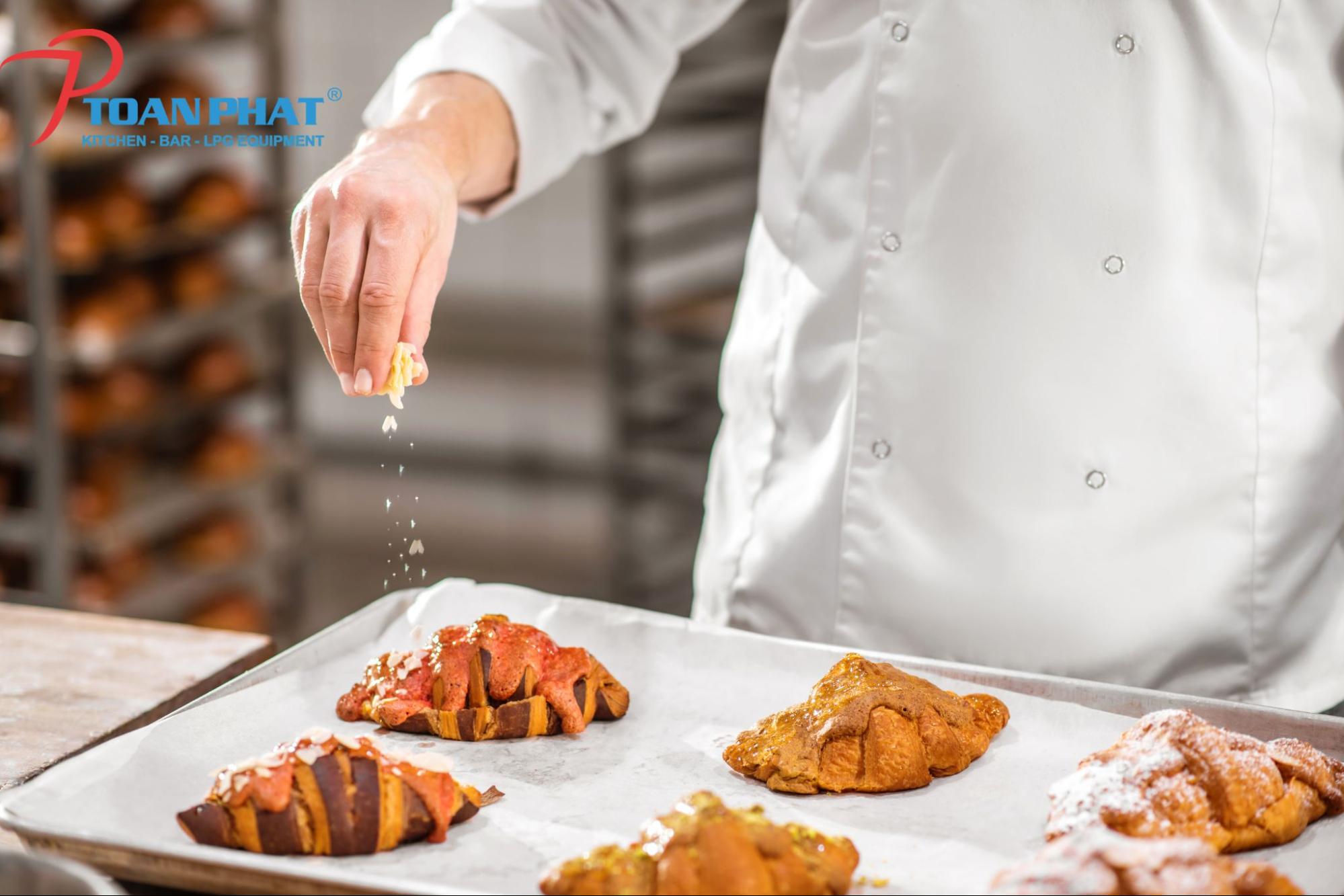 Lò nướng đa năng giúp chất lượng món ăn được đảm bảo
