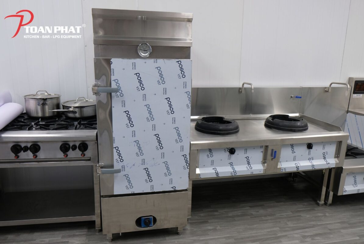 Tủ nấu cơm công nghiệp tại Showroom Toàn Phát