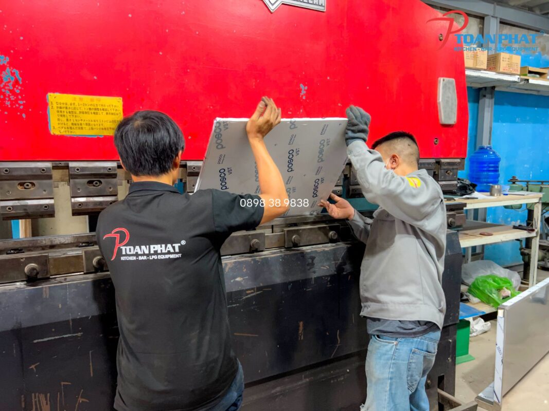 Xưởng sản xuất inox Toàn Phát