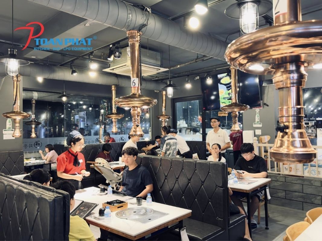 Mô hình nhà hàng là gì? 17 mô hình kinh doanh nhà hàng tại Việt Nam phổ biến nhất 3 Nhà hàng Hwa Pung Jeong