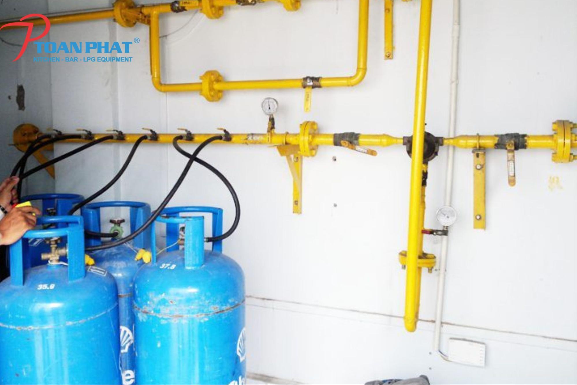 Cách lắp bếp gas công nghiệp an toàn hiệu quả & đúng kỹ thuật nhất 9 Kết nối gas an toàn