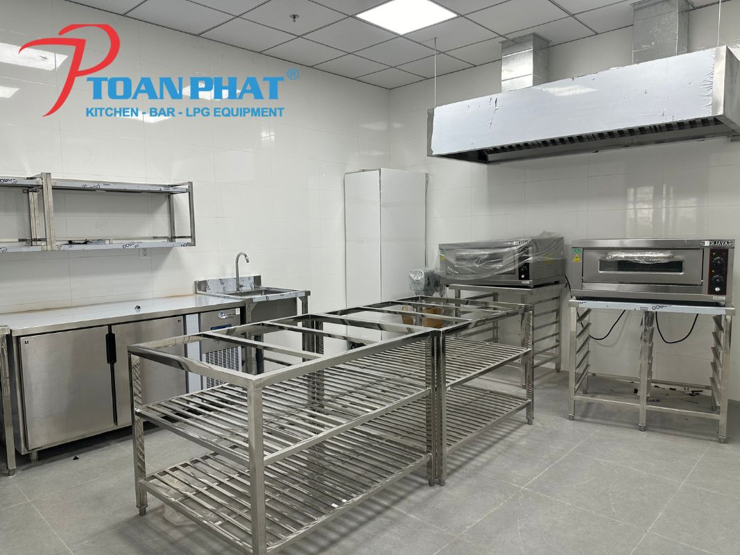 Toàn Phát thi công hệ thống bếp thực hành cho Khoa Du lịch – Trường Đại học Văn Hiến 5 Khu bếp bánh