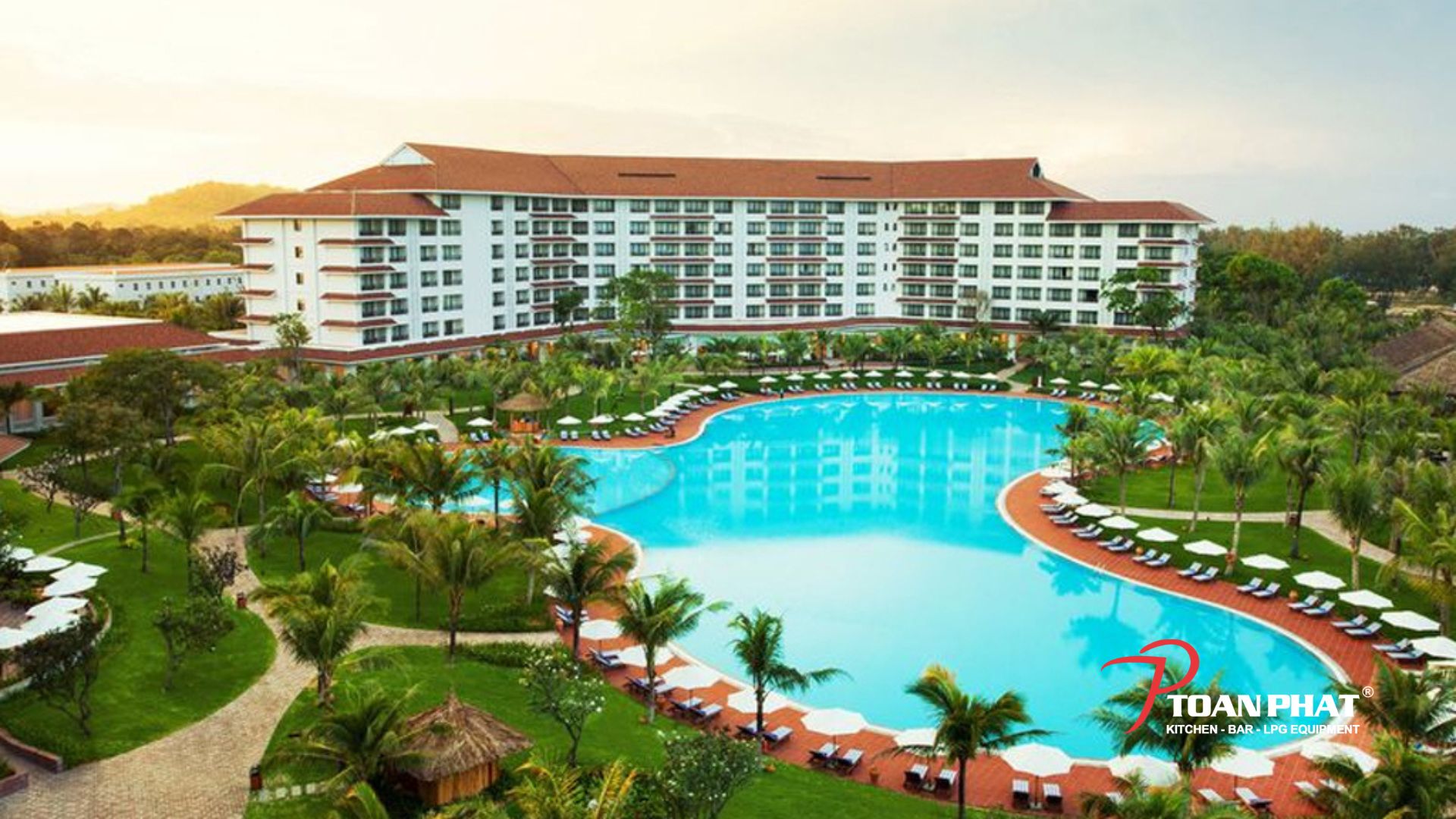 Dự án tiêu biểu: Toàn Phát cung cấp máy rửa chén công nghiệp Winterhalter C50 cho Vinpearl Phú Quốc 2 Vinpearl Phú Quốc