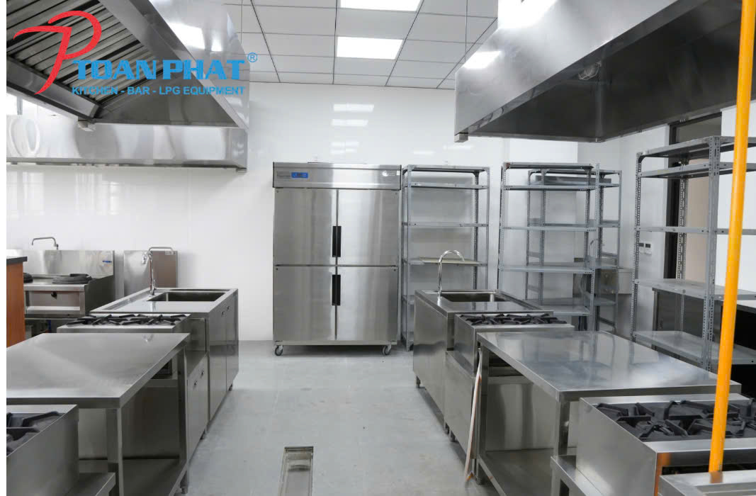 Toàn Phát thi công hệ thống bếp thực hành cho Khoa Du lịch – Trường Đại học Văn Hiến 4 Các thiết bị trong khu bếp thực hành