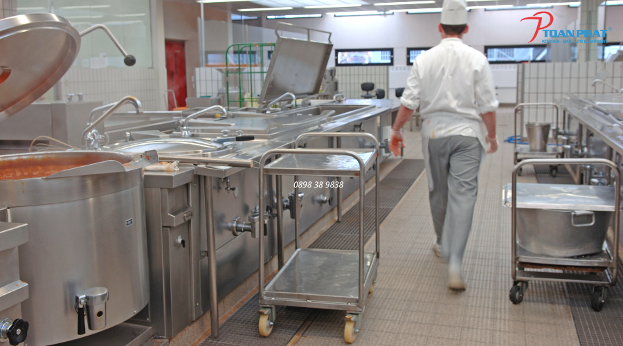 GIẢI PHÁP THI CÔNG BẾP CĂN TIN NHÀ MÁY 6 Nồi phở, soup nồi hầm công suất lớn