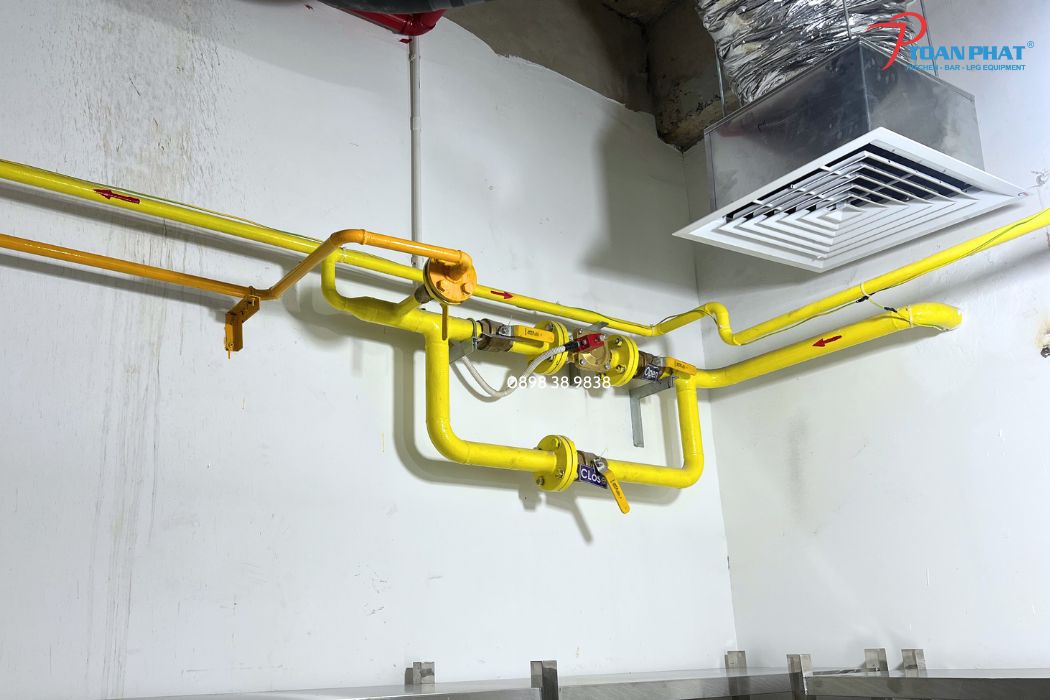TOÀN PHÁT THIẾT KẾ THI CÔNG TRỌN GÓI BẾP NHÀ HÀNG CHAY D’GEMMA 8 Hệ thống gas đảm bảo tiêu chuẩn nhà hàng