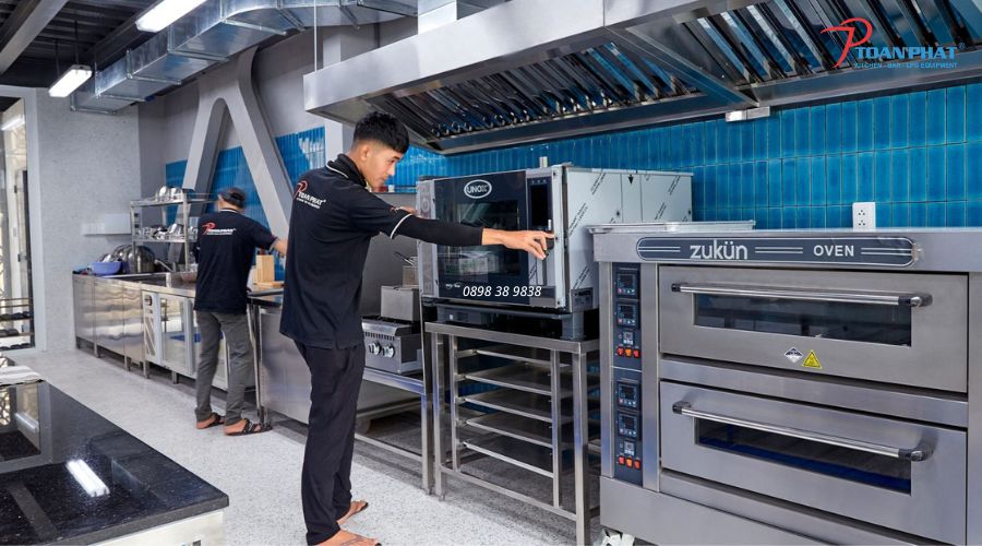 GIẢI PHÁP THI CÔNG BẾP BÁNH – BAKERY 9 Line thiết bị nướng bánh trong khu bếp