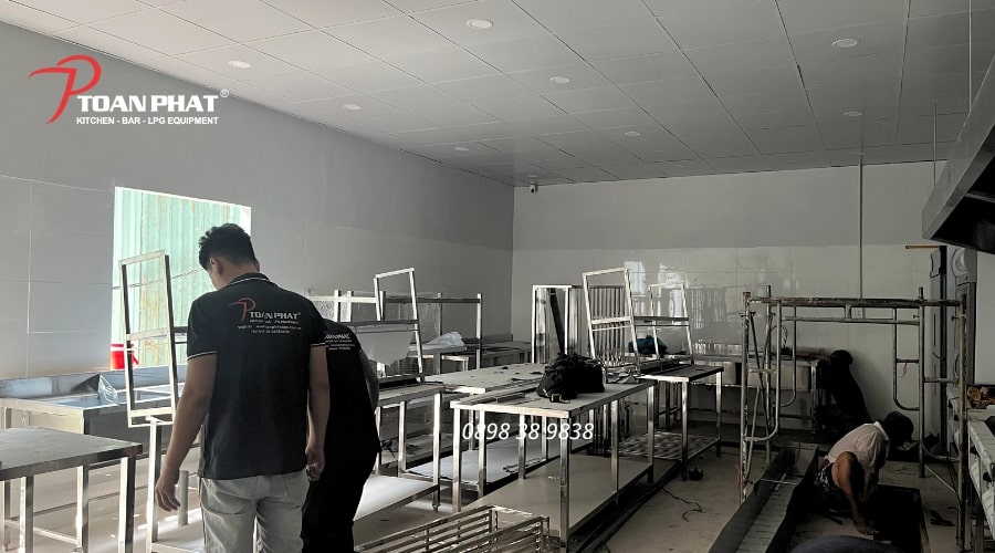 THIẾT KẾ BẾP ĂN BỆNH VIỆN NHI ĐỒNG 2 5 Toàn Phát tiến hàng cung cấp, thi công lắp đặt cho dự án thiết kế nhà ăn bếp bệnh viện Nhi đồng 1