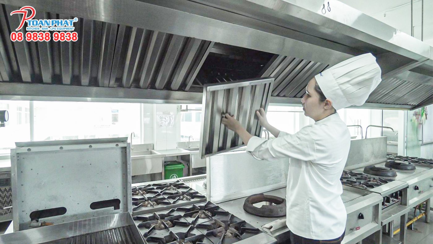 BẾP ÂU 2 HỌNG CÓ CHÂN ĐỨNG OB 2SFS BERJAYA 4 Sản phẩm bếp Âu trong các gian bếp do Toàn Phát thi công.